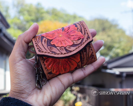 Tooled leather Airpods case, hand tooled leather airpods  case, handmade tooled leather , leather airpod case , western tooled airpods case , western floral tooled, airpod pro case, leather airpod pro 2 case, leather carved airpod case