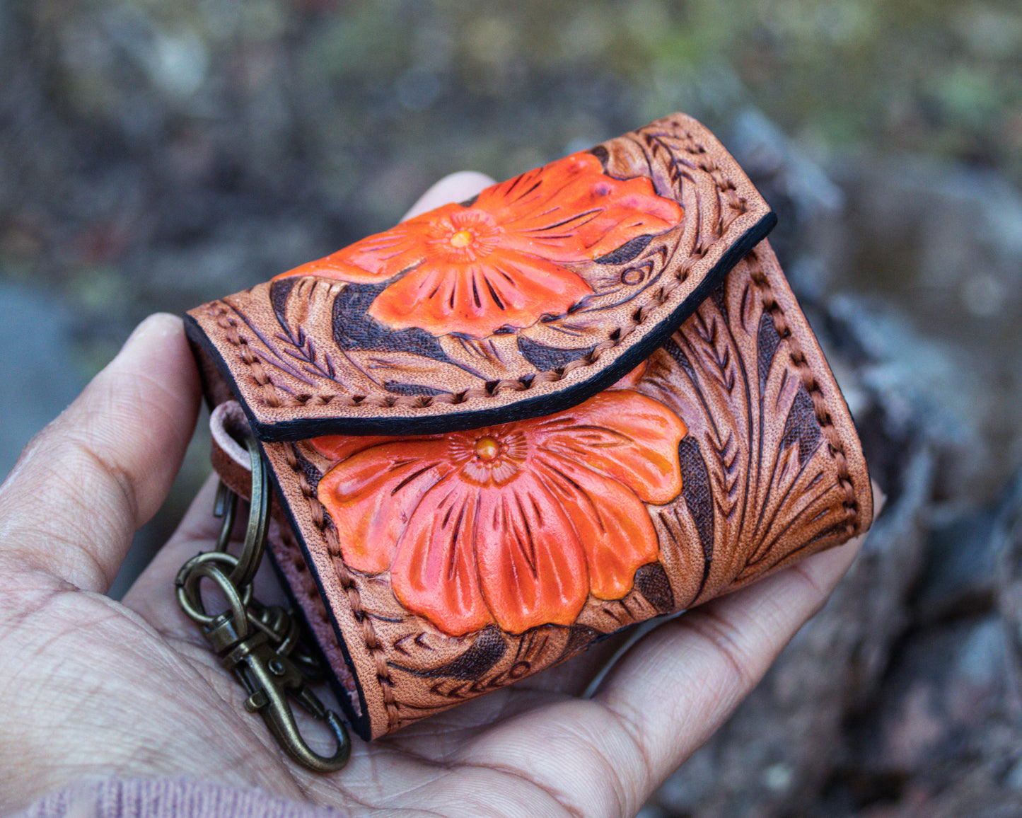 Tooled leather Airpods case, hand tooled leather airpods case, handmade tooled leather , leather airpod case , western tooled airpods case , western floral tooled, airpod pro case, leather airpod pro 2 case, leather carved airpod case